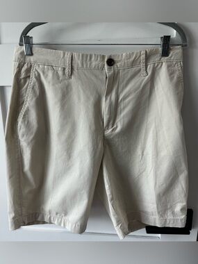 NWT Goodfellow Linden 9” Light Khaki Mens Flat Front Chino Shorts size 32